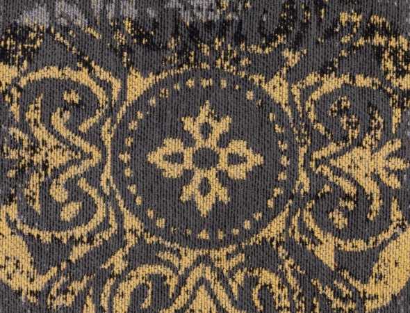 שטיח בעיצוב משולב קלאסי אקלקטי מרהיב, בסגנון וינטאג’. השטיח, שהינו חלק מהקולקציה החדשה של איתמר עשוי מסיבי שניל כותנה המקנים לו חוזק ורכות.