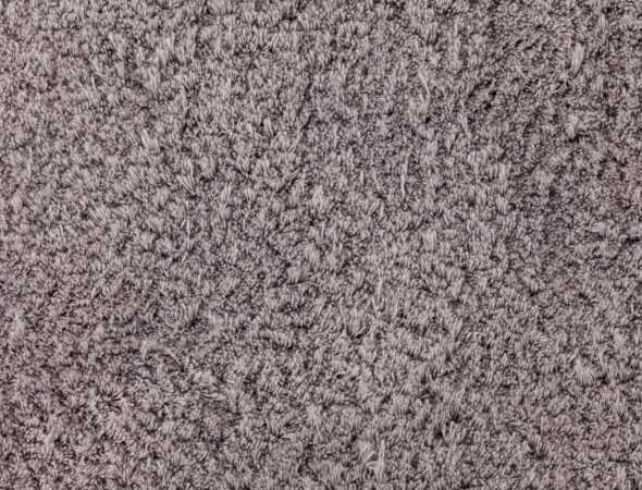 שטיח בעל תשתית כותנה עם פרווה גבוהה ממיקרו פייבר (פוליאסטר) פרוותי, רך ומלטף.
ניתן להתאים שטיח זה למידות וצורות שונות כולל שטיחים מקיר לקיר ושטיחים מסביב למיטה.

