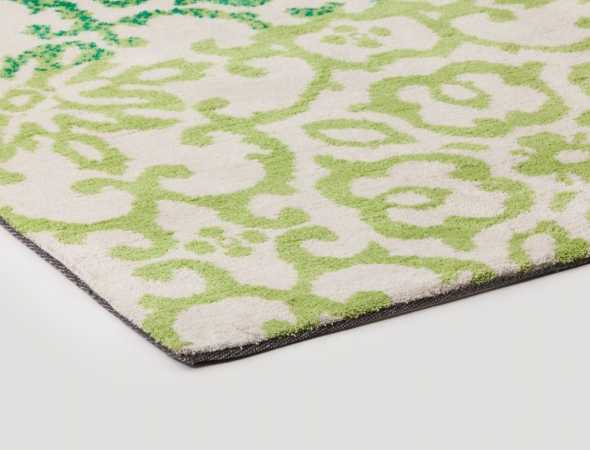 שטיח הקיים במס' גוונים העשוי ממיקרו פייבר, מאוד נעים וקל לתחזוקה