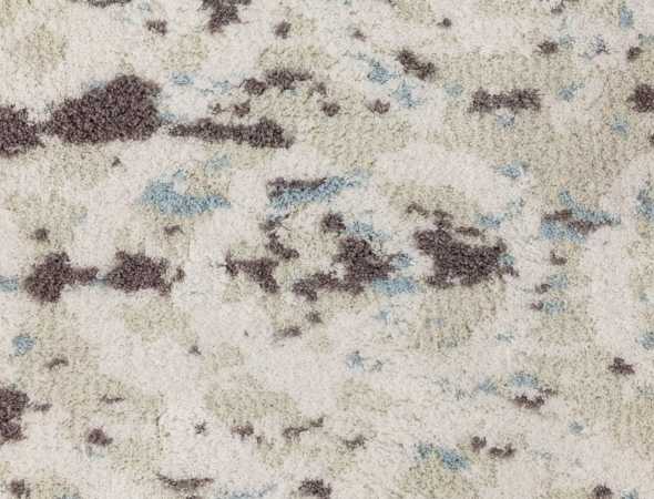 שטיח בגוונים ירוק בהיר ובז' העשוי ממיקרו פייבר, נעים למגע וקל לתחזוקה 