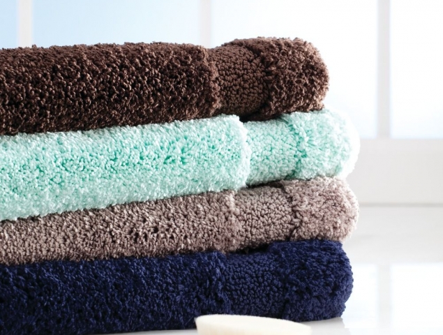 שטיחי אמבטיה במגוון צבעים